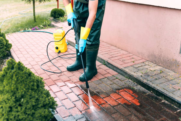 Best Oil Spill Cleanup  in Fort Thompson, SD